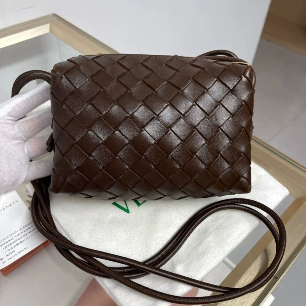 Bottega Veneta Women Pre-Loved Bag Very Good Condition